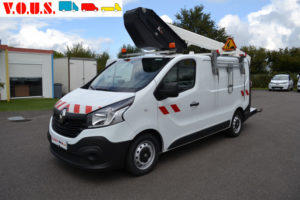 RENAULT TRAFIC III FG L1H1 1000 1.6 DCI 120CH CONFORT EURO6 nacelle